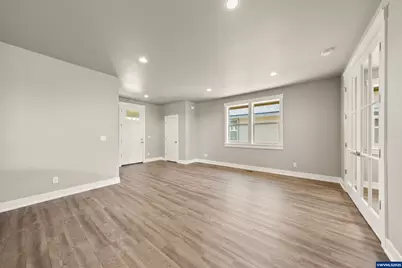 2522 NW Redwood Cir, Redmond, OR 97756 - Photo 12