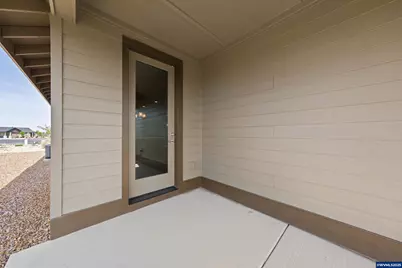 2522 NW Redwood Cir, Redmond, OR 97756 - Photo 8