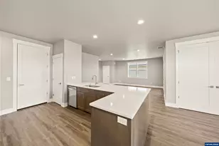 2522 NW Redwood Cir, Redmond, OR 97756 - Photo 18