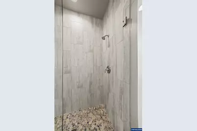 2525 NW Redwood Cir, Redmond, OR 97756 - Photo 24