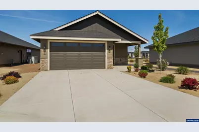 2633 NW Redwood Cir, Redmond, OR 97756 - Photo 1