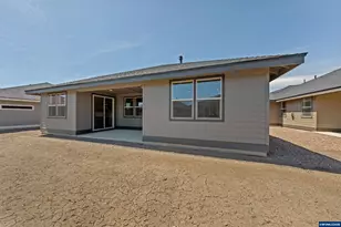 2622 NW Redwood Cir, Redmond, OR 97756 - Photo 4