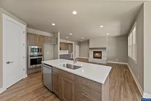 2622 NW Redwood Cir, Redmond, OR 97756 - Photo 18