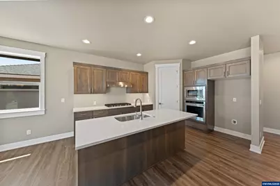 2622 NW Redwood Cir, Redmond, OR 97756 - Photo 16