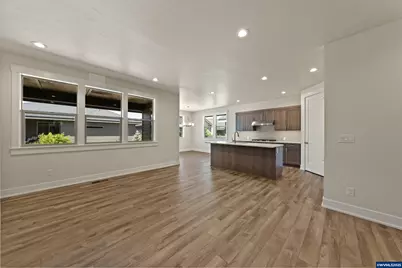 2695 NW 23rd Lp, Redmond, OR 97756 - Photo 14