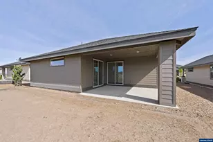 2366 NW Redwood Ave, Redmond, OR 97756 - Photo 4