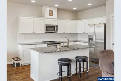 760 S 16th St, Philomath, OR 97370 - Photo 12