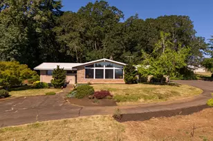 3375 Eagle Crest Rd NW, Salem, OR 97304 - Photo 4