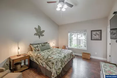 338 NW Foxglove St, Dallas, OR 97338 - Photo 20