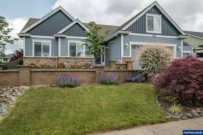 338 NW Foxglove St, Dallas, OR 97338 - Photo 2