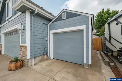 338 NW Foxglove St, Dallas, OR 97338 - Photo 44