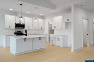 313 NE Clay St, Sublimity, OR 97385 - Photo 14