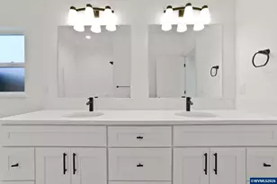 313 NE Clay St, Sublimity, OR 97385 - Photo 28