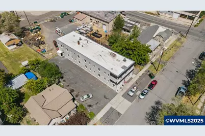 224 S Broad (A - W) St, Klamath Falls, OR 97601 - Photo 4