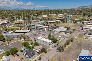 224 S Broad (A - W) St, Klamath Falls, OR 97601 - Photo 6