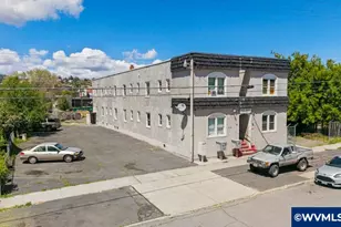 224 S Broad (A - W) St, Klamath Falls, OR 97601 - Photo 1