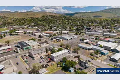 224 S Broad (A - W) St, Klamath Falls, OR 97601 - Photo 12
