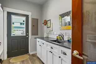 554 S Main St, Jefferson, OR 97352 - Photo 22