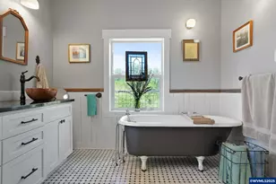 554 S Main St, Jefferson, OR 97352 - Photo 36