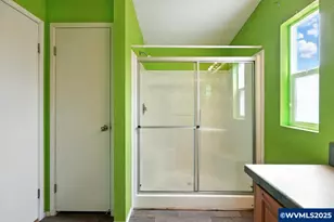 1015 Oak St, Silverton, OR 97381 - Photo 20