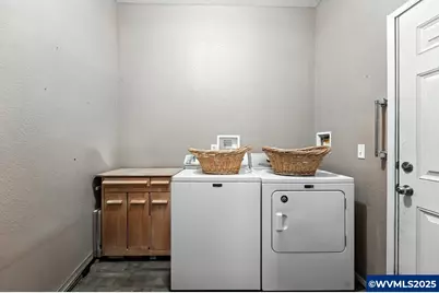 1015 Oak #98 St, Silverton, OR 97381 - Photo 24