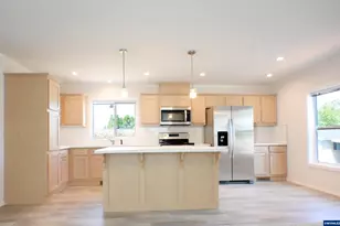 4995 SE Sunnyside Rd, Salem, OR 97302 - Photo 8