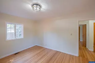 2635 NE Seavy Pl, Corvallis, OR 97330 - Photo 24