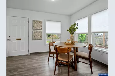 180 Eaton St, Lebanon, OR 97355 - Photo 10