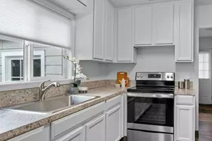 180 Eaton St, Lebanon, OR 97355 - Photo 14