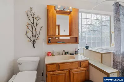 4086 Judy Av NE, Salem, OR 97305 - Photo 32