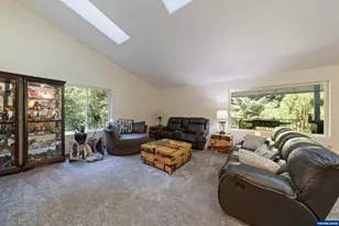 6100 Teal Creek Rd, Dallas, OR 97338 - Photo 4