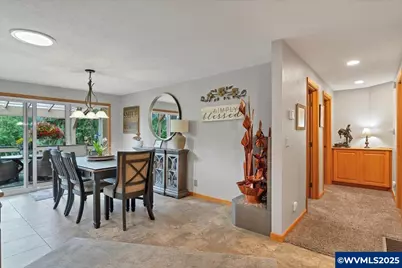 9076 Daleview Rd SE, Salem, OR 97317 - Photo 8