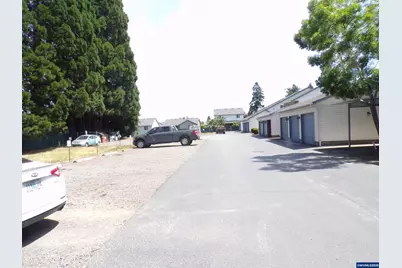 4792 Lancaster #127 Dr NE, Salem, OR 97305 - Photo 2