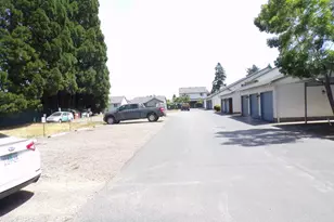 4792 Lancaster Dr NE, Salem, OR 97305 - Photo 2