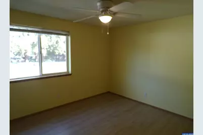 4792 Lancaster #127 Dr NE, Salem, OR 97305 - Photo 18