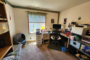 2410 Lancaster Dr SE, Salem, OR 97317 - Photo 30