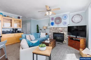 1113 N Hwy 101, Depoe Bay, OR 97341 - Photo 12