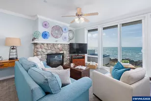 1113 N Hwy 101, Depoe Bay, OR 97341 - Photo 2