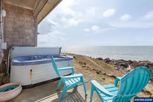 1113 N Hwy 101, Depoe Bay, OR 97341 - Photo 24