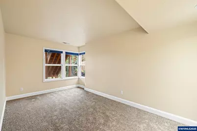 80 Sweden Cir, Silverton, OR 97381 - Photo 18