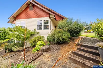 80 Sweden Cir, Silverton, OR 97381 - Photo 4