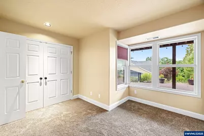 80 Sweden Cir, Silverton, OR 97381 - Photo 16