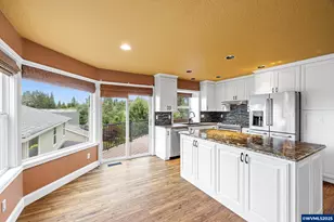 80 Sweden Cir, Silverton, OR 97381 - Photo 6