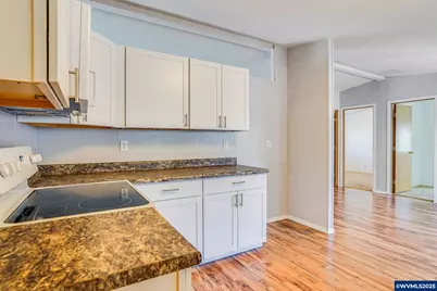 1630 Wallace #18 Rd NW, Salem, OR 97304 - Photo 18