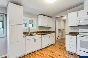 1630 Wallace Rd NW, Salem, OR 97304 - Photo 16