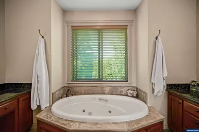 6147 Quail Hollow St SE, Salem, OR 97306 - Photo 38