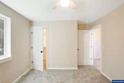 160 Salem Heights Av S, Salem, OR 97302 - Photo 24
