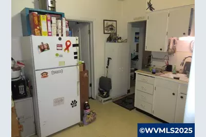 308 19th St SE, Salem, OR 97301 - Photo 8