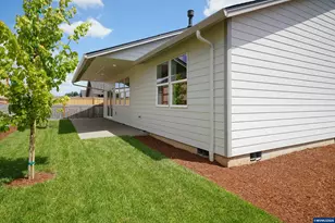 6699 Naomi Danielle St SE, Salem, OR 97306 - Photo 48