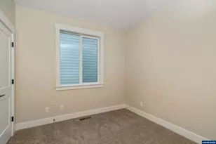 6699 Naomi Danielle St SE, Salem, OR 97306 - Photo 12